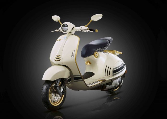 Vespa 946 Christian Dior