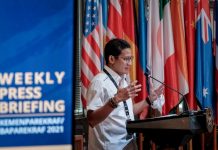 Sandiaga Uno Terjunkan Tim untuk Identifikasi Dampak Erupsi Gunung Semeru Sandiaga Uno Erupsi Semeru