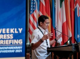 Sandiaga Uno Terjunkan Tim untuk Identifikasi Dampak Erupsi Gunung Semeru Sandiaga Uno Erupsi Semeru