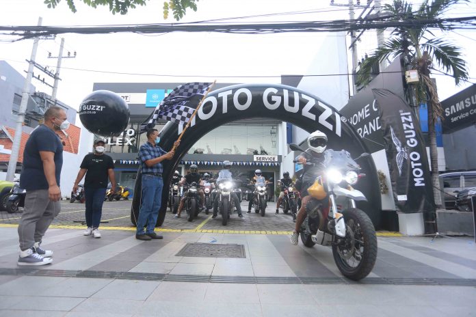 Touring Moto Guzzi Keep Riding