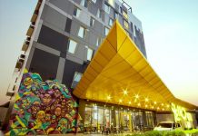 YELLO Hotel Manggarai Kampanyekan Pengurangan Sampah Plastik YELLO Hotel Manggarai