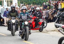 Presiden Joko Widodo dan Menparekraf Kunjungi Toba, Naik Motor Gunakan Riding Gear Lokal Lagi Joko Widodo Kunjungi Toba