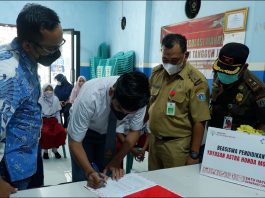 Yayasan AHM Salurkan Beasiswa untuk 242 Pelajar di DKI dan Jabar Yayasan AHM Salurkan Beasiswa