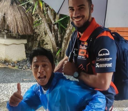 Inilah Risman, Staf Hotel yang Disebut Miguel Oliveira di Kemenangan GP Mandalika Miguel Oliveira dan Risman