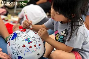 Lomba Menggambar Helm Anak