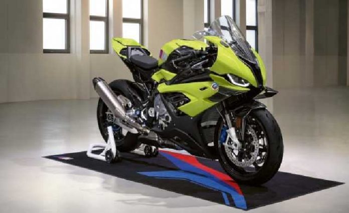 BMW M1000RR 50Tahun M Edition