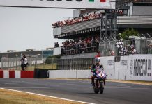 Race2 WorldSBK 2022 Inggris, Razgatlioglu Lakukan Hattrick di Donington Race2 WorldSBK 2022 Inggris