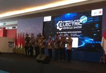 Resmi Dibuka, PEVS 2022 Jadi Ajang Pemicu dan Pemacu Kendaraan Listrik PEVS 2022 Jadi Pemicu