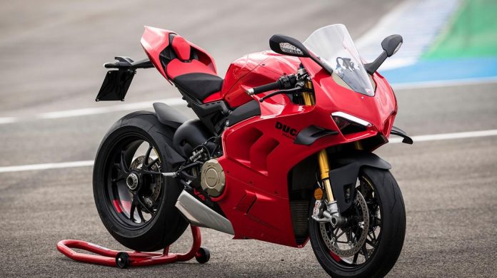 Ducati Panigale V4 2023