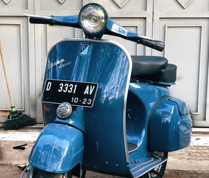 Skuter Vespa Super