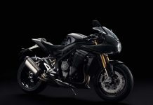 Triumph SpeedTriple 1200RR Bond Edition, Hanya 60 Unit di Seluruh Dunia Triumph SpeedTriple 1200RR Bond