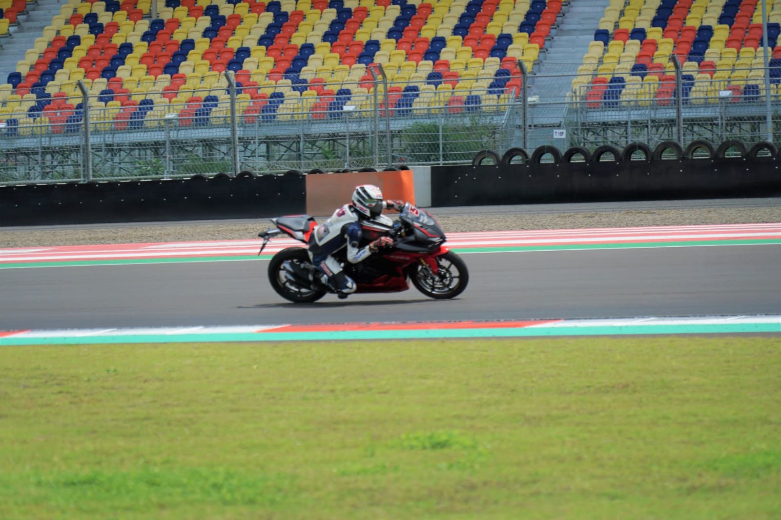 CBR TrackDay Mandalika Wahana