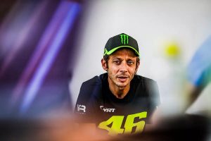 Valentino Rossi Pindah Haluan