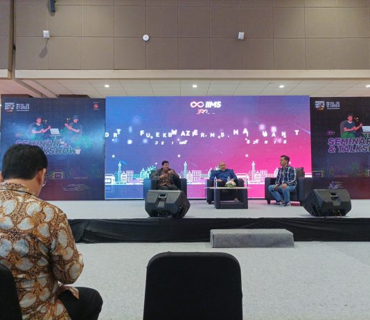 Diskusi Forwot x IIMS 2023: Meringankan Masyarakat Membeli Sepeda Motor “Hijau” Diskusi Forwot x iims 2023