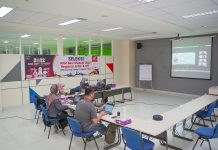 Pelajar SMA Kreatif di AHMBS 2023