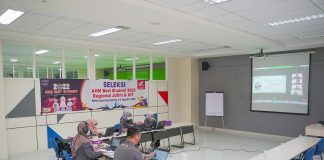 Pelajar SMA Kreatif di AHMBS 2023