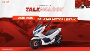 Guru SMK Belajar Sepeda Motor Listrik