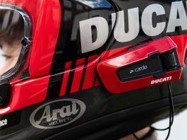 Ducati Communication V3 by Cardo, Interkom Bluetooth Jangkauan Jauh Ducati Communication V3 by Cardo