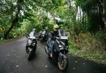 Yamaha XMax Connected Menjadi Skuter Matik 250-300cc Terbaik 2023 Yamaha XMax Connected Menjadi Skuter Matik High Terbaik