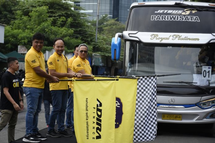 Adira Finance Berangkatkan 20 Bus Pemudik Gratis