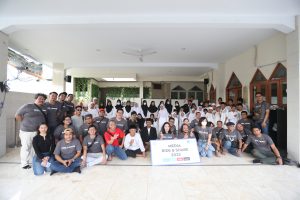 CH7W4722 Ride and Share Piaggio Indonesia-Forwot