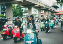 Kaka Slank Menikmati Vespa Klasik Konversi Listrik, Riding Bareng ERC