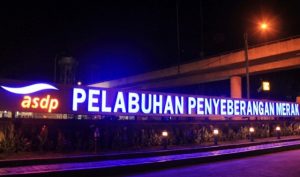 pelabuhan-merak dibuka kembali Pelabuhan Merak Sudah Bisa Dilewati Sepeda Motor Lagi
