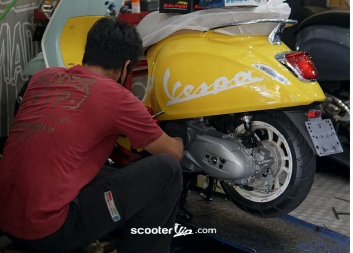 Vespa ditinggal mudik