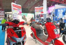 PEVS 2023: Selis Bawa Promo Diskon 30% dan Garansi Baterai PEVS 2023: Selis Bawa Motor Listrik Dapat Garansi dan Diskon