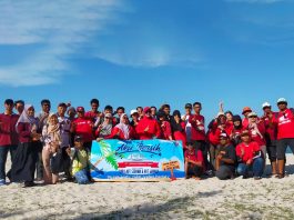 51 Tahun Wahana Artha Group, Gelar Aksi Bersih Pantai 510 Kilogram 51 Tahun Wahana Artha Group, Gelar Aksi Bersih Pantai 510 Kg