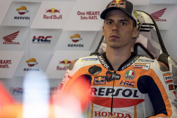 Pembalap Honda MotoGP, Joan Mir mengundurkan diri di Grand Prix Italia Mugello. Absennya Joan Mir ini akibat kecelakaan yang dialaminya pada sesi Free Practice.