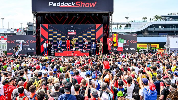 Pecah, Lebih dari 70.000 Fans Penuhi Paddock Show di Misano