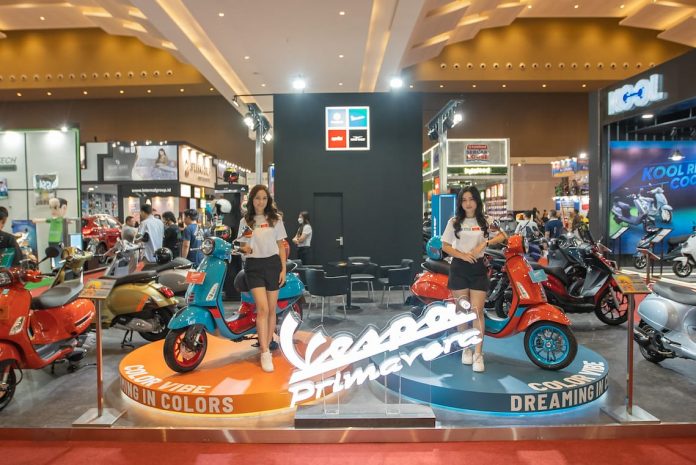 Piaggio Group Adakan Undian Berhadiah di Jakarta Fair 2023