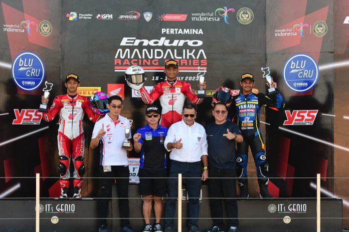 Pembalap AHRT Dominasi 2 Kelas Putaran 2 Mandalika Racing