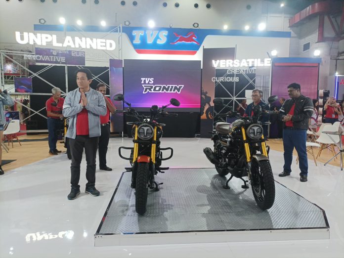 TVS Ronin Diluncurkan