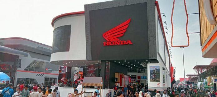 Wahana Honda Raih The Best Booth Stand Outdoor