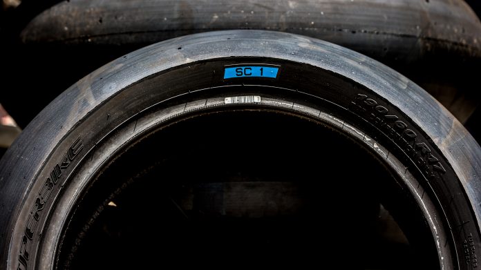 Pirelli SC1 dan SC0