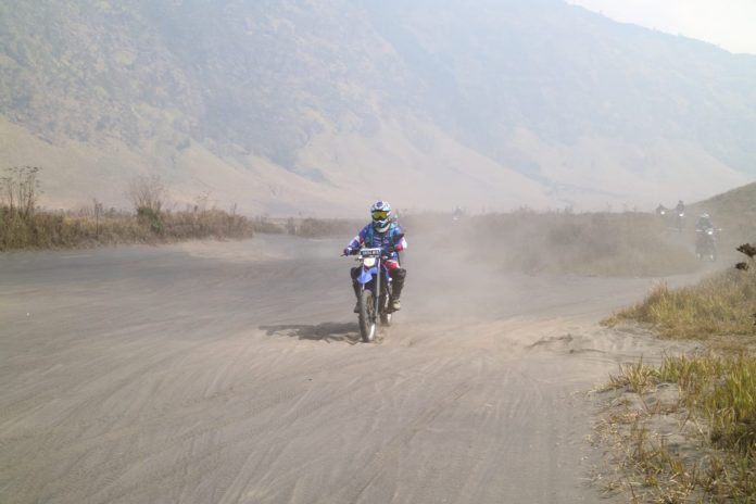 Menaklukkan Trek Berpasir