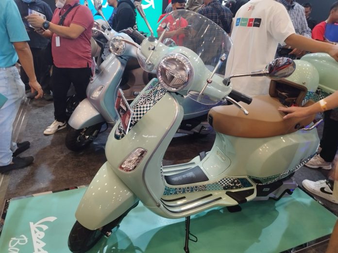 Promo Merdeka, Vespa Batik Diskon Rp 24 juta di GIIAS 2023