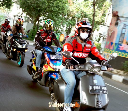 Gokil! Motul Ride Vol.1 Dipenuhi Keseruan (Galeri Foto) Gokil! Motul Ride Vol.1 di Penuhi Keseruan (Galeri Foto)