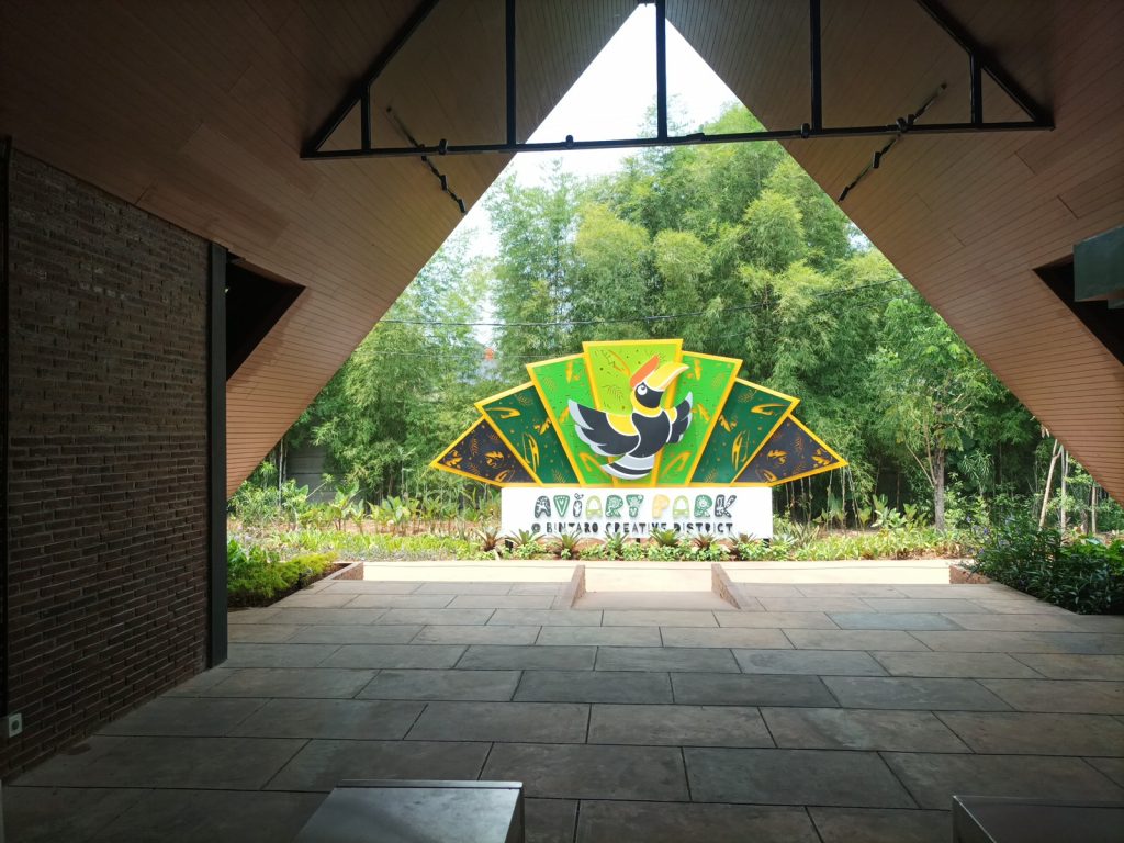 Aviary Park Bintaro: Surga Burung di Tengah Kota Tangerang Selatan