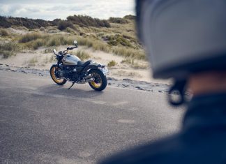 BMW Motorrad R12 nineT Roadster dan Cruiser