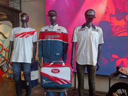 Apparel Sport Vintage 90-an Dihadirkan RC Motogarage x Phillip Works, Berhadiah XSR155R Custom