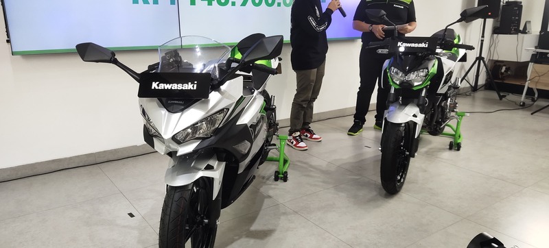 Kawasaki Ninja e-1 dan Z e-1 Resmi Hadir, Segini Harganya!