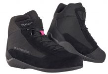 Eleveit Kenalkan Deretan Sepatu Riding “Lady” Eleveit Keluarkan Deretan Sepatu Riding Khusus Wanita