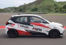 Sensasi Naik Mobil Balap di Program Arrive and Drive Sirkuit Mandalika