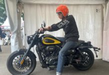 Keeway Benda V25C Dapat Penghargaan Sport Cruiser Terbaik 2024 Keeway Benda V25C