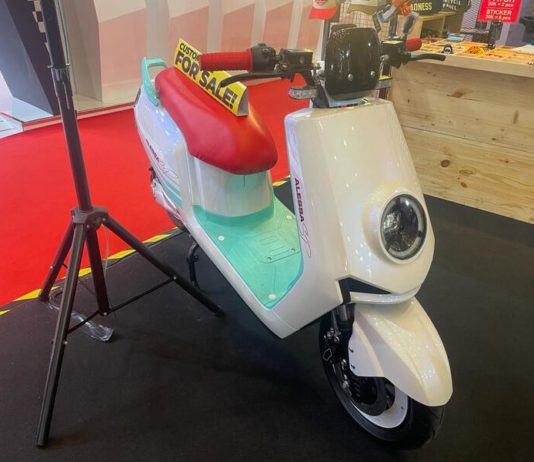 Ini Skuter Listrik Modifikasi Karya Katros Garage yang Tampil di IIMS 2024 IIMS 2024: Katros Garage Jual Skuter Listrik Modifikasi
