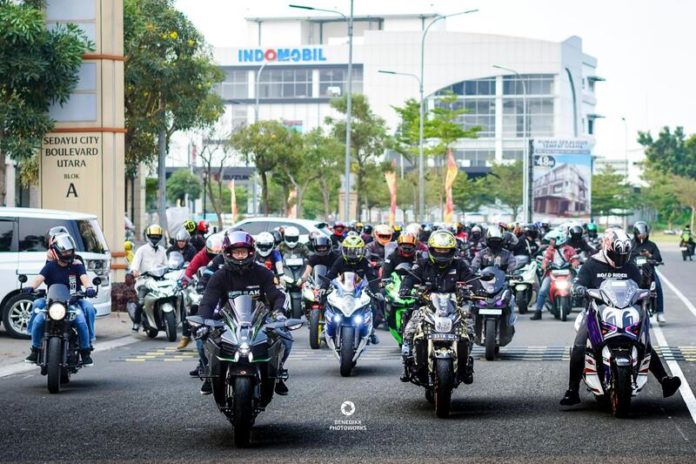 All You Can Ride Bersatunya Bikers Beragam Genre