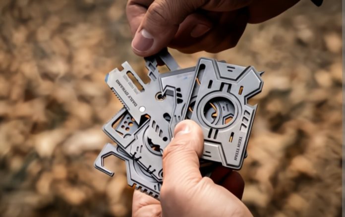 TitanSpin Multitools 80 alat dalam 1 paket kartu